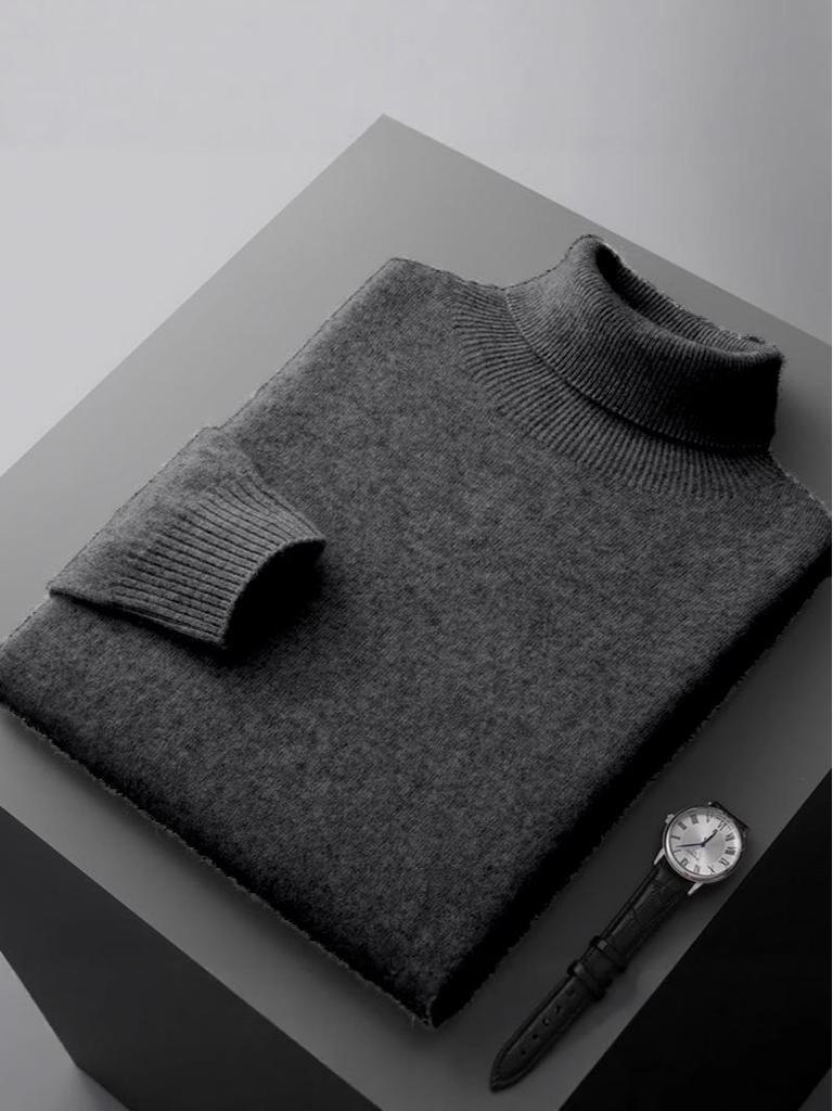 Spring & Autumn Men's Pure Wool Plus Size Knit Sweater - Versatile, Trendy, Lightweight.