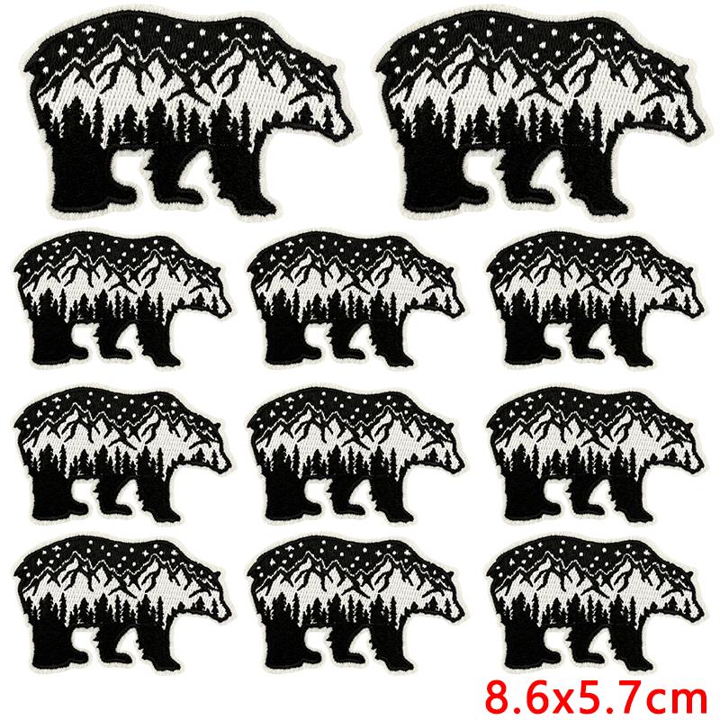 10uds Venta al por mayor Parches Bordados de Osos Animales de Dibujos Animados Paisajes Naturales Parches Termoadhesivos DIY Sombreros Chaquetas Insignia para Coser Decoración