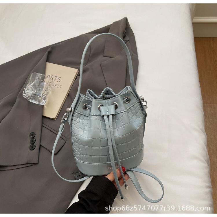 Niche Design Popular Stone Pattern Women's Bag 2025 New Large-capacity Portable Bucket Bag Versatile Shoulder Messenger Bag