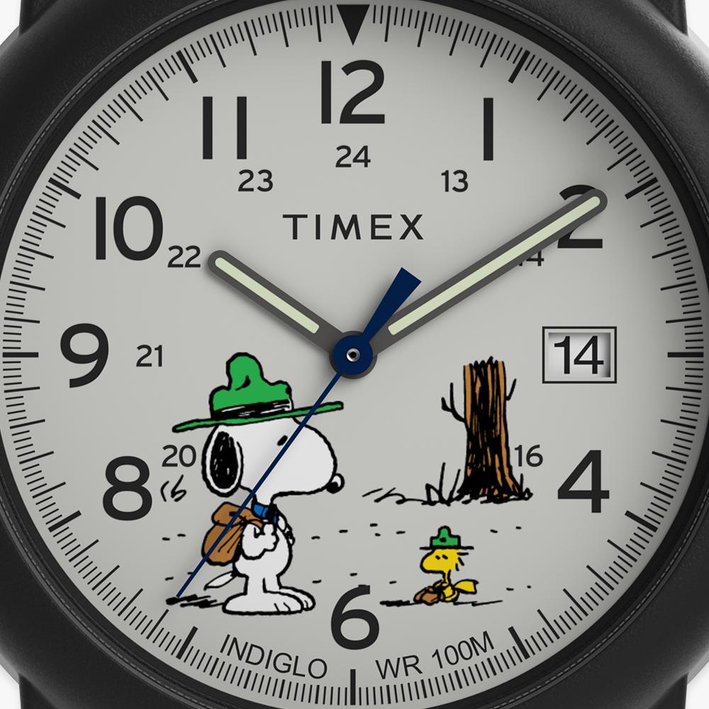 TIMEX Peanuts Expedition Snoopy Beagle Scout Camper Watch 38mm TW4B29100