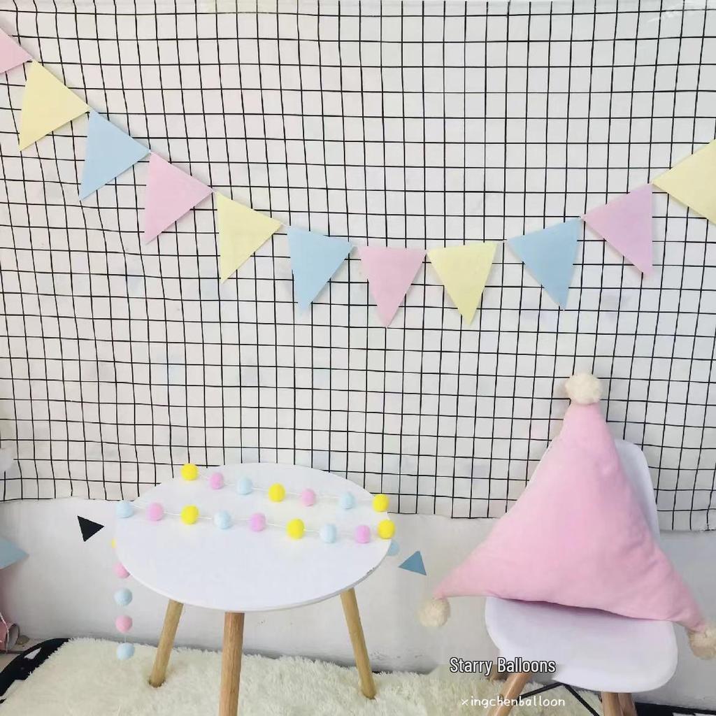 Bunte Dreiecksflaggen-Girlanden - Dekorationen für Geburtstage, Klassenzimmer und Kindergärten