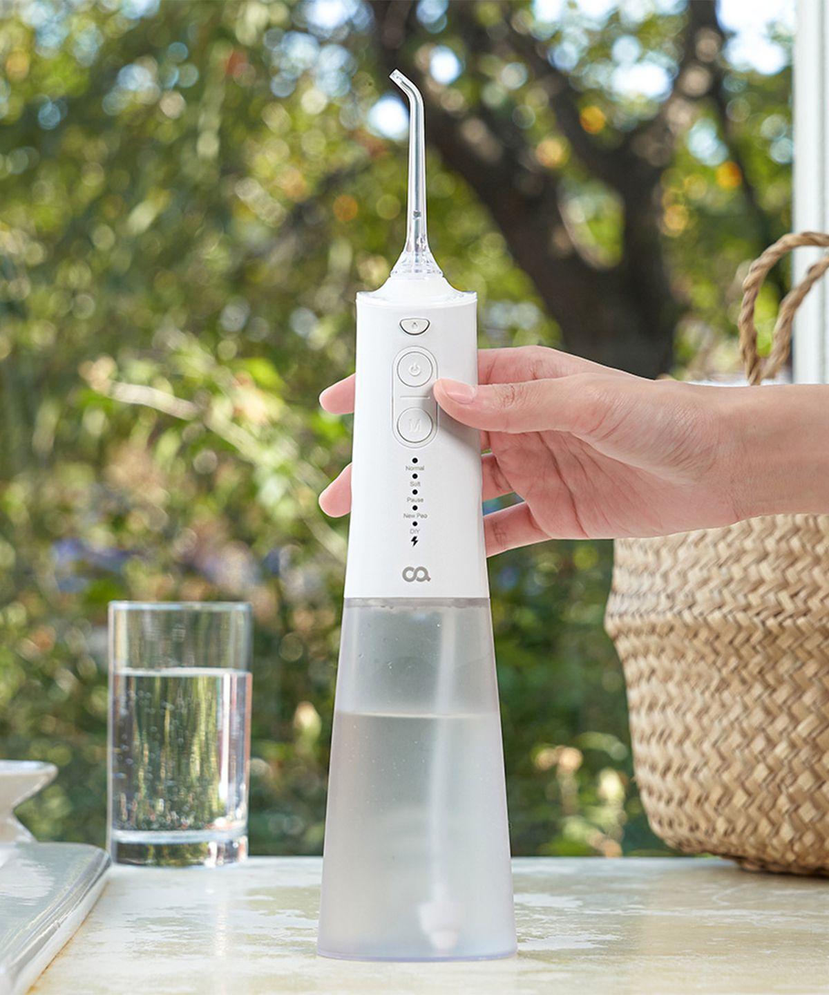 Clean E Water S Portable Wireless Oral Irrigator