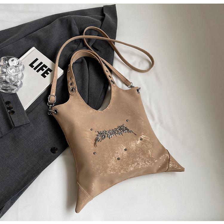 

Вместительная сумка-хобо для поездок на работу, женская, 2025, новая, модная, на плечо, популярная сумка-мессенджер, тоут хаки