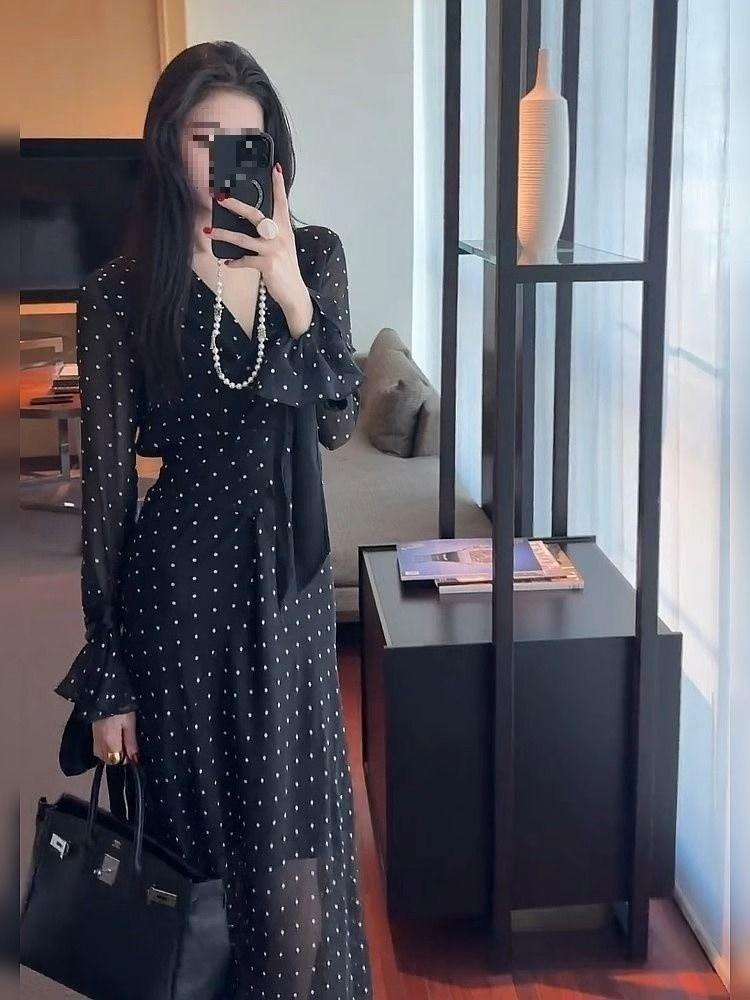 Elegant Black Polka Dot Long Dress With V Neck And Bell Sleeves For Spring Summer Vacation Wear