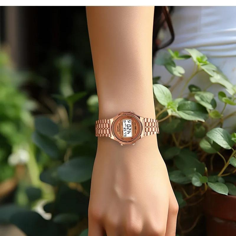 Damen Casual LED Elektronische Uhr Retro Edelstahlarmband Damen LED Digitaluhr Multifunktions Sport Armbanduhr Uhr