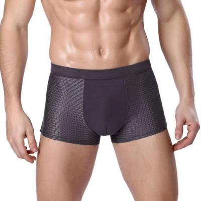 Boxer da uomo Elastico a vita media Maglia di seta di ghiaccio Senza cuciture Morbido e traspirante U Convesso Quick Dry Assorbimento dell'umidità Cuciture ferme Mutande da uomo