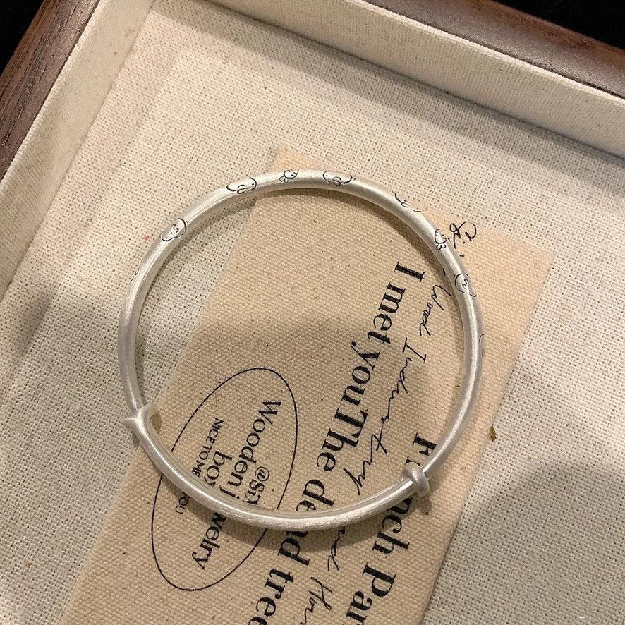 Zuyin S999 Zodiac Rabbit Carrot Roll Tail Round Belly Bracelet with Original Year Bracelet, Old Cute Rabbit