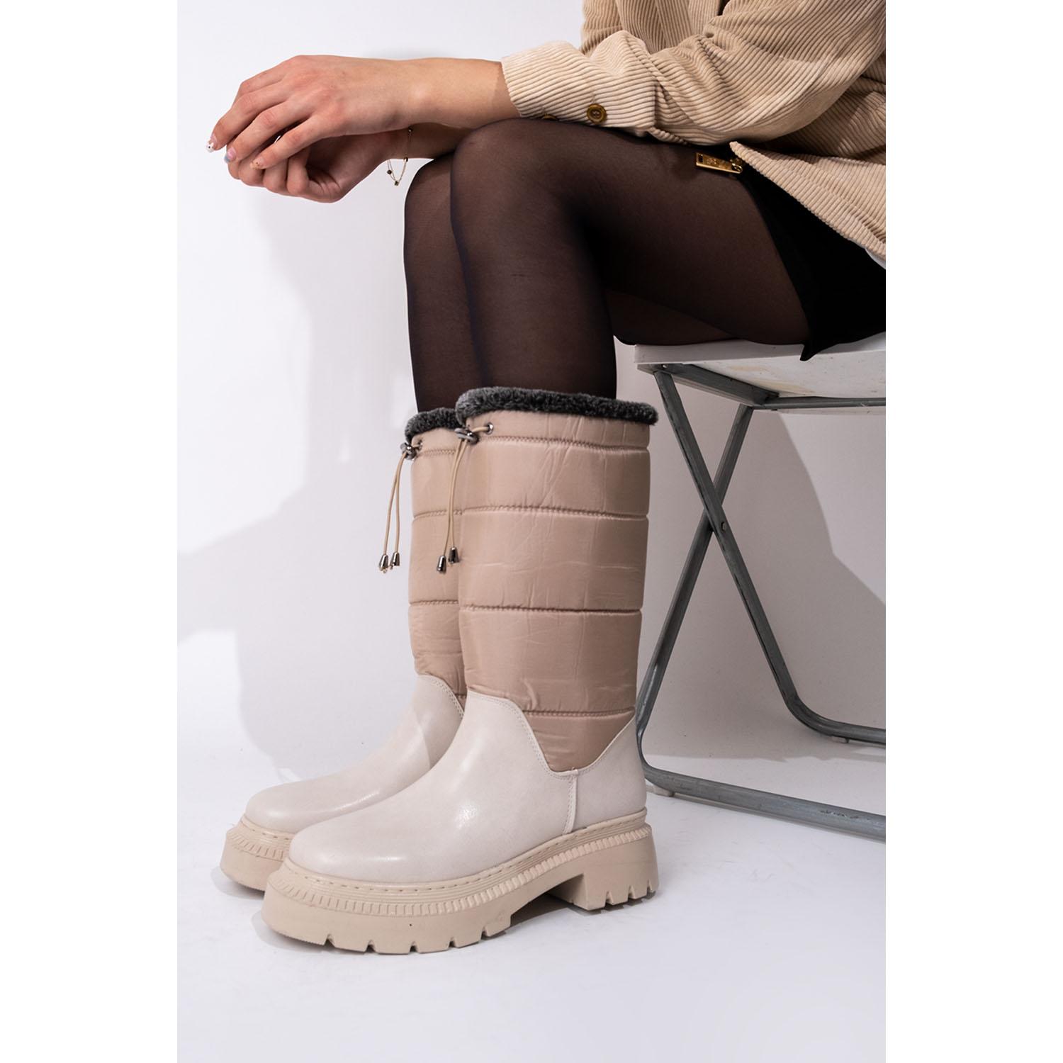 

Ботинки Garsy Nude Parachute из ткани на толстой подошве