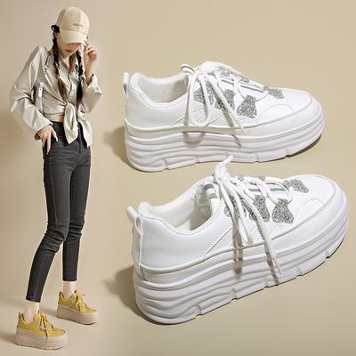 Încălțăminte pentru femei – Adidaşi