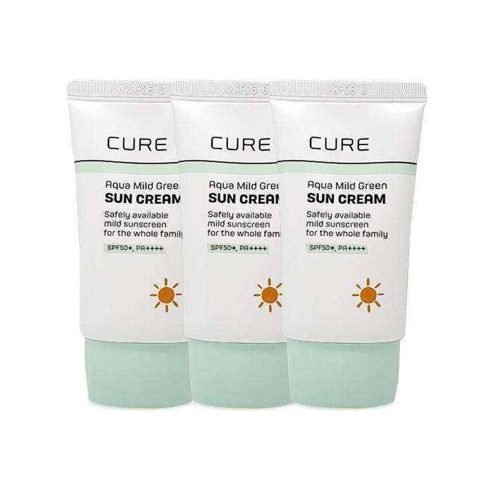 

Kim Jeong Moon Aloe Cure Aqua Mild Green Sunscreen 40ml (SPF50+) 3 Ss (33704680)
