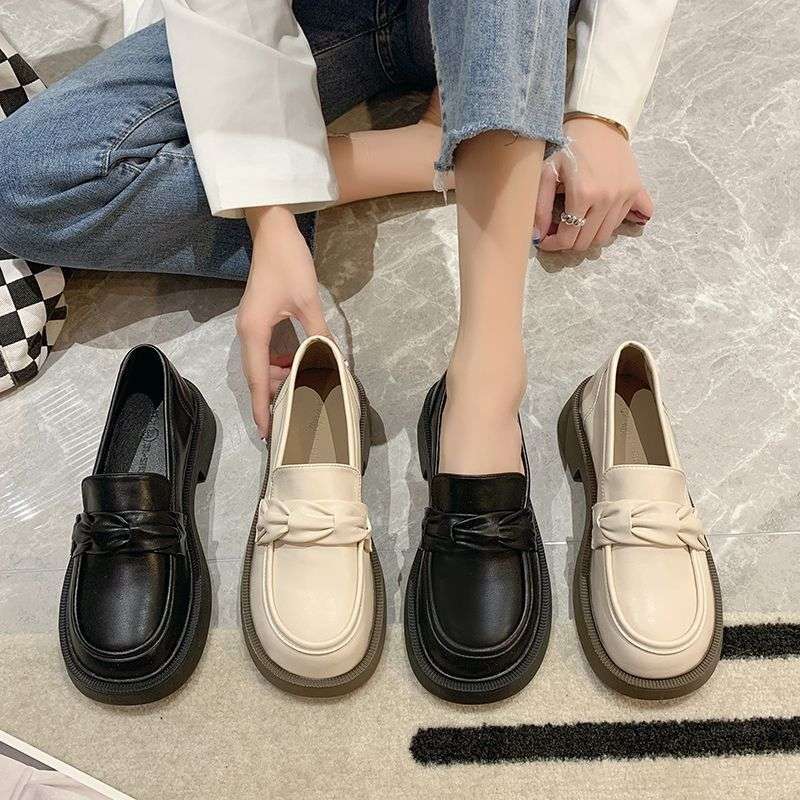 Slipper Damen 2025 Herbst neue Plateau dicker Absatz Mode Britisch Einzelne Schuhe College-Stil Ein Pedal jk kleine Lederschuhe