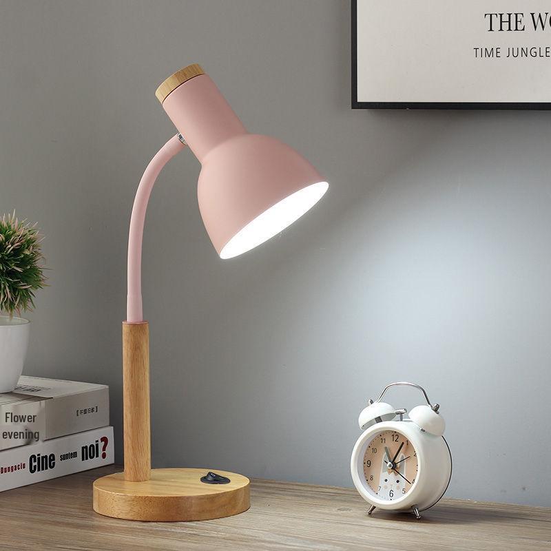 

Скандинавская ретро настольная лампа для защиты глаз - Прикроватная и настольная лампа для учебы с функцией подключения к сети