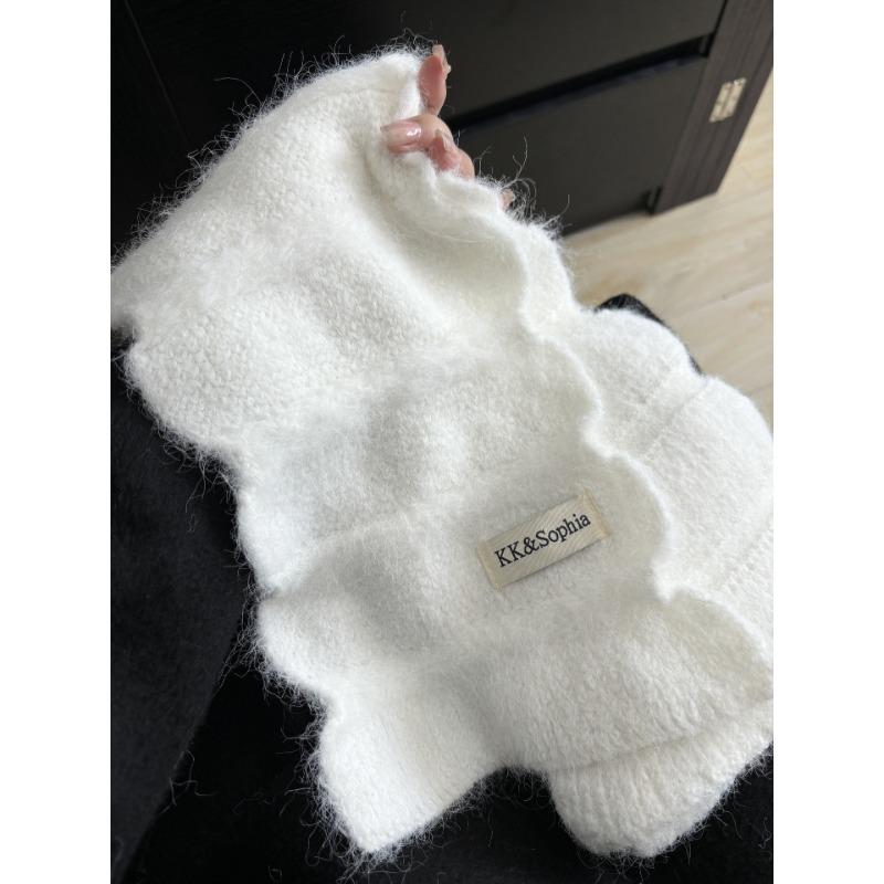 Soft waxy plush cross scarf women's autumn and winter new versatile simple skin-friendly warm small scarf student scarf