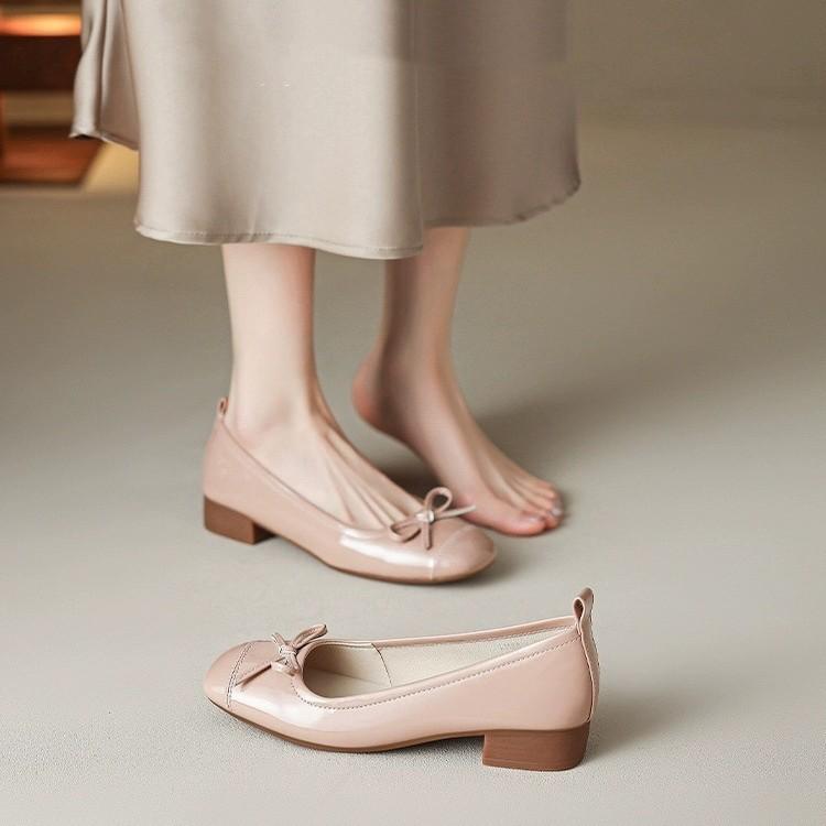 French small fragrant style bow shallow mouth square head single shoes women's comfortable soft sole 2025 autumn new huge good-looking women's shoes