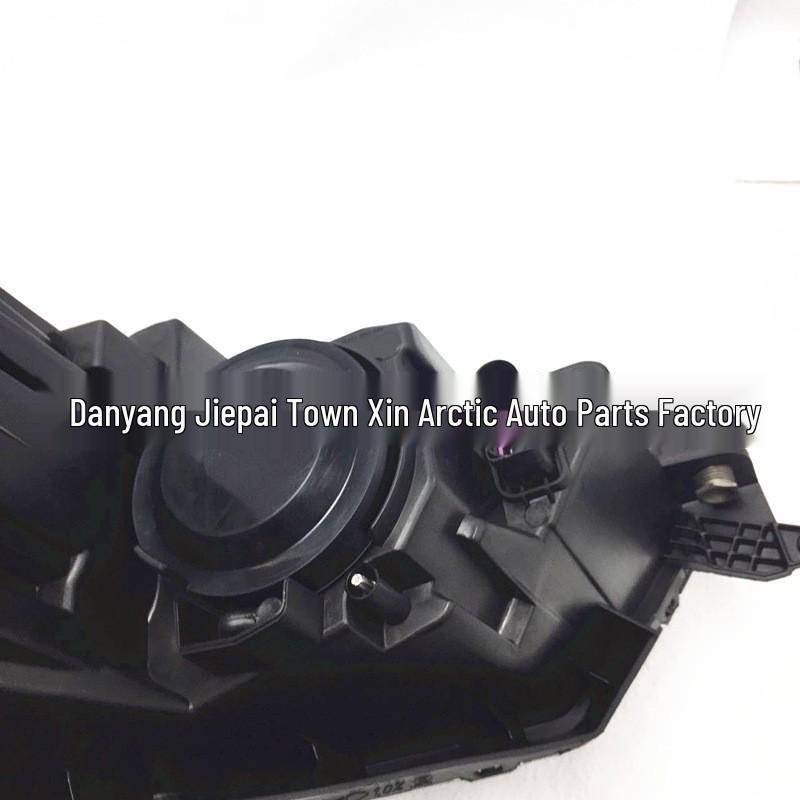 Volkswagen Lamando 13-15 Low Config Halogen Headlight Assembly