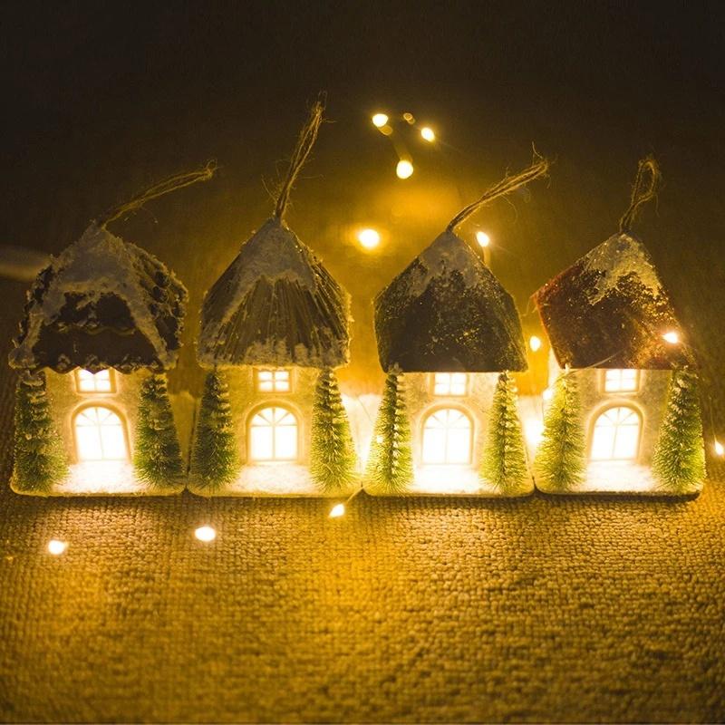 Pandantiv Casă de Zăpadă de Crăciun Căsuță din Lemn de Crăciun Plastic Creativ cu Lumini Ornament Hotel Nuntă Lumină de Noapte Decor