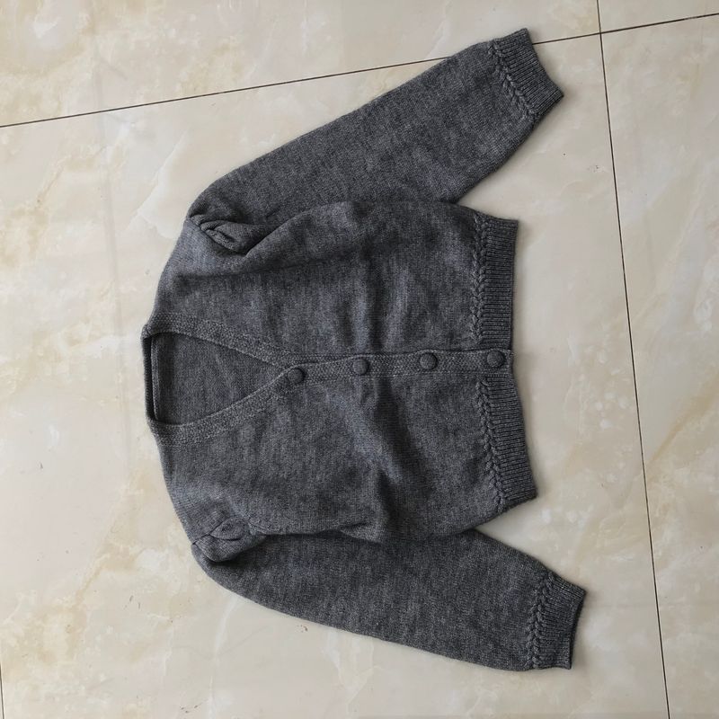 

Кардиган свитер Осень Новый Внешняя торговля Женская одежда Мода Приталенный V-образный вырез Однобортный Длинный рукав Слимминг свитер 32514 Gray A-2-26-5 One size