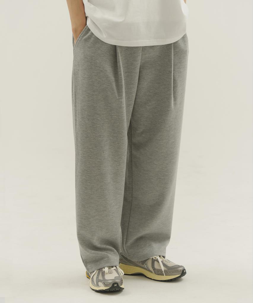CAMEL WORK One-Tuck Wide Sweatpants (Gray)