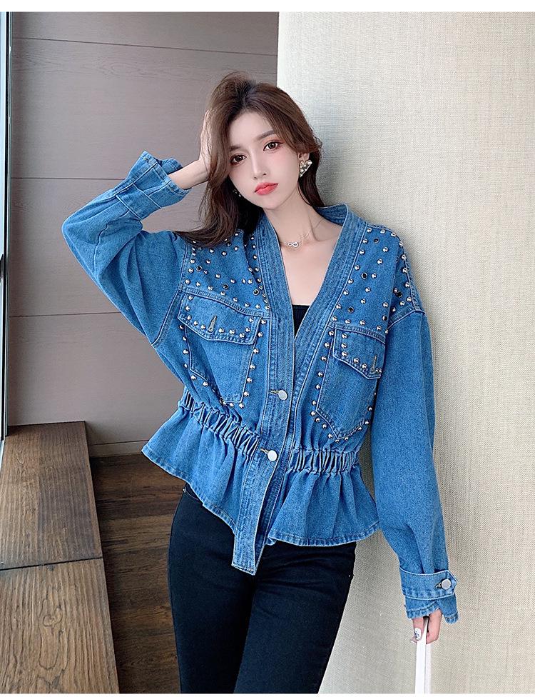 Veste en jean décontractée à col en V, style coréen, perles, pour le printemps et l'automne 2024 - Haut polyvalent amincissant pour la taille, mode femme