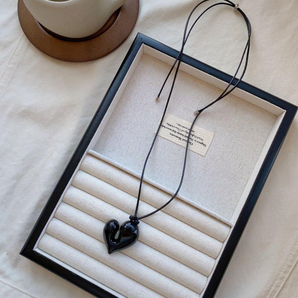 Drawstring Heart Pendant Necklace Romantic Sweater Chain Pull-out Fashion Choker  Accessory