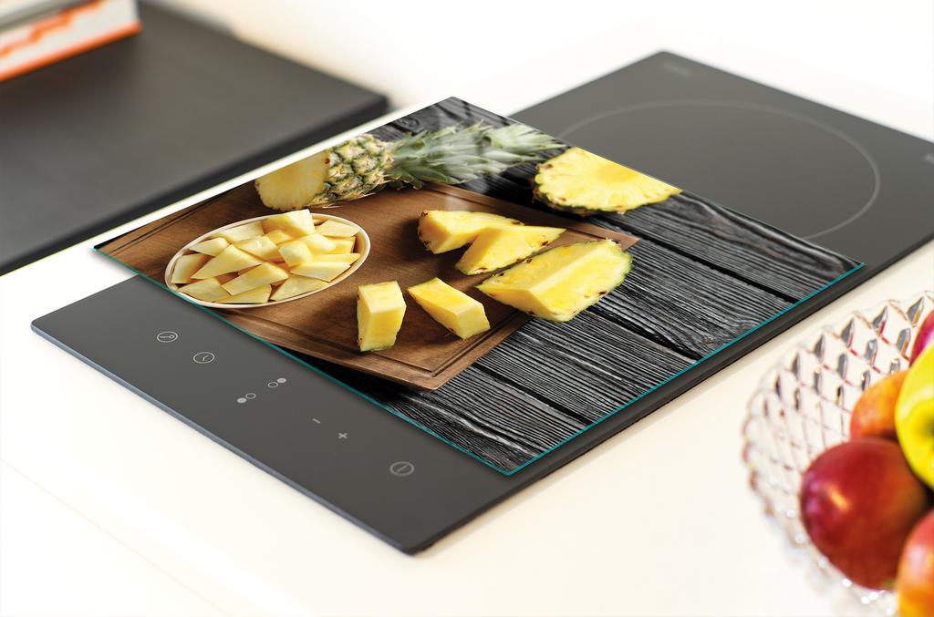 SZKLANA DESKA DO KROEJNIA 30x22 ANANAS