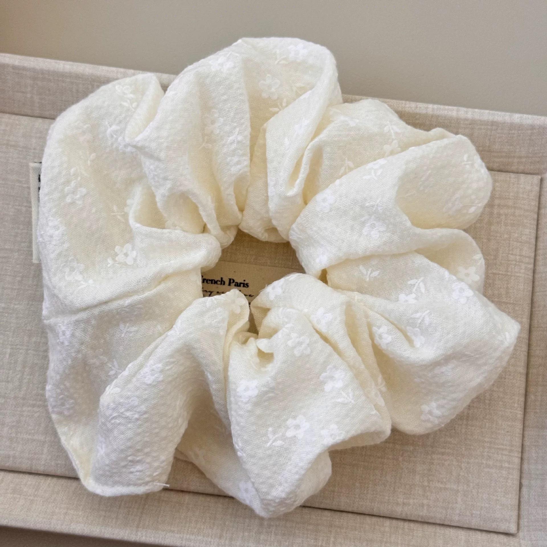 

2025 Spring Fresh Floral Fabric Scrunchies: Sweet Hair Flowers for Low Ponytails and Headbands