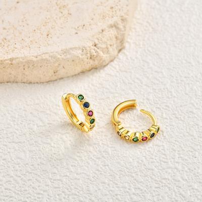Boucle d'oreille Huggies Hoop Petite Femme Zircon Cubique Coloré Élégant, Bijou Style Français Main Polyvalent
