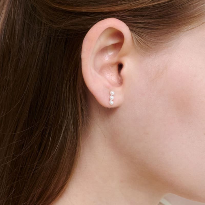 

NUOY [Silver 925] Triple Petite Pearl Earring NONE
