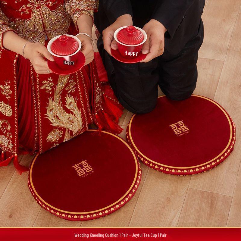 Red Wedding Kneeling Cushions for Tea Ceremony and Bride's Address Change - Complete Cotton Set.