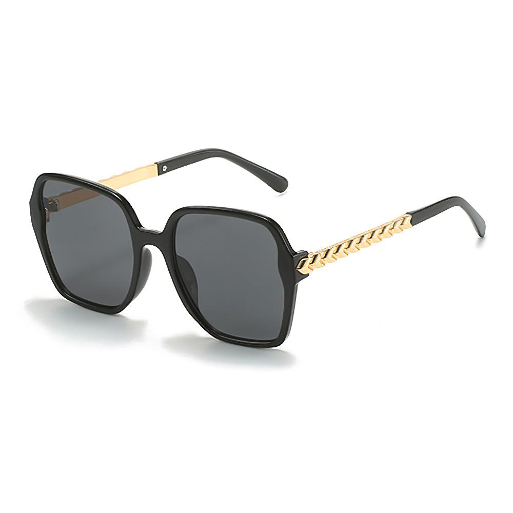 Vintage Sunglasses for Women Stylish Square Sunglasses with Golden Chain Decoration and Legs for Women Glasses