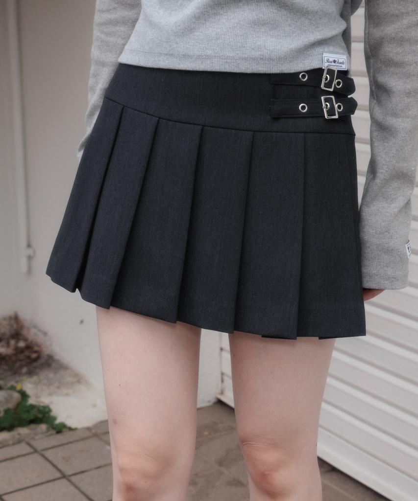 Rose Franz Double Buckle Pleat Mini Skirt [Charcoal]