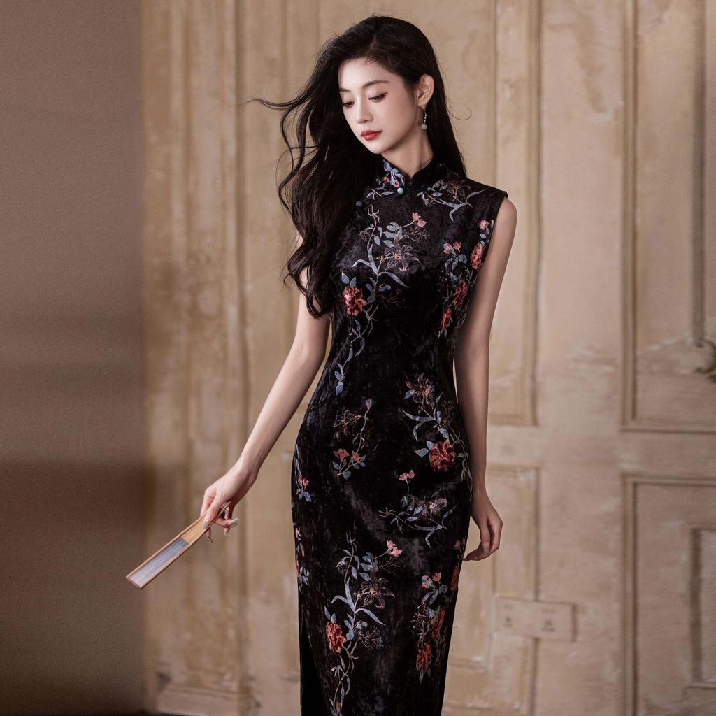 Autumn Retro Sleeveless Cheongsam Velvet Long Dress