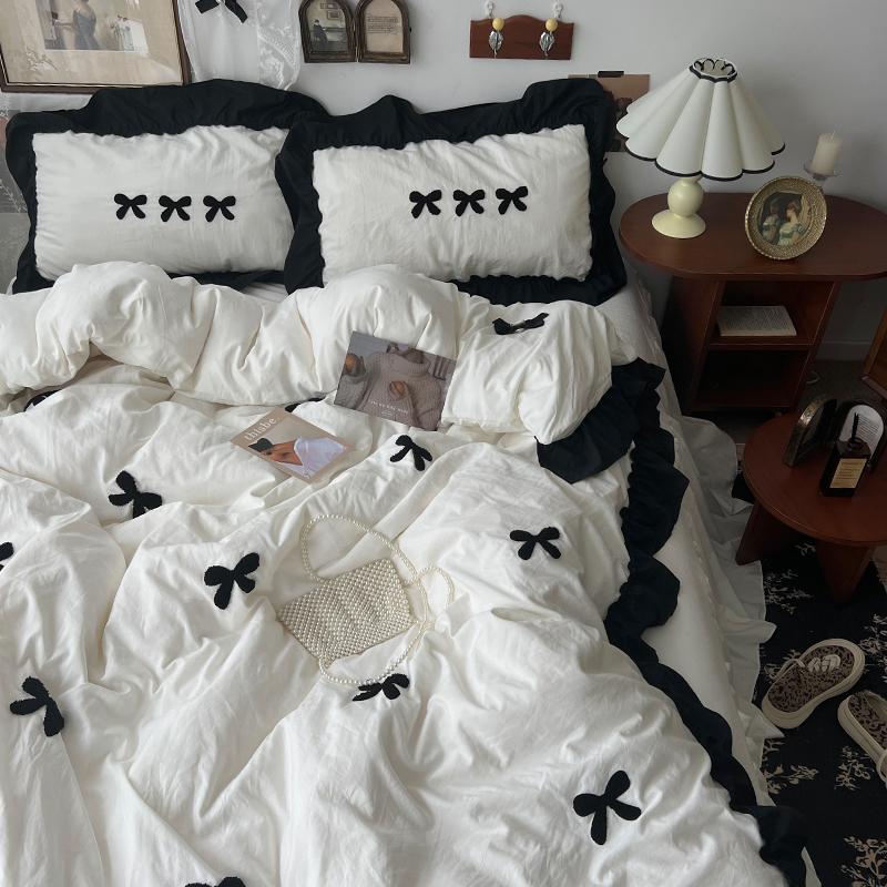Korean Princess Style Kawaii Girl Black Bow Bedding Set Skin-friendly Soft Duvet Cover Set Bed Sheet Or Bed Skirt Pillowcases