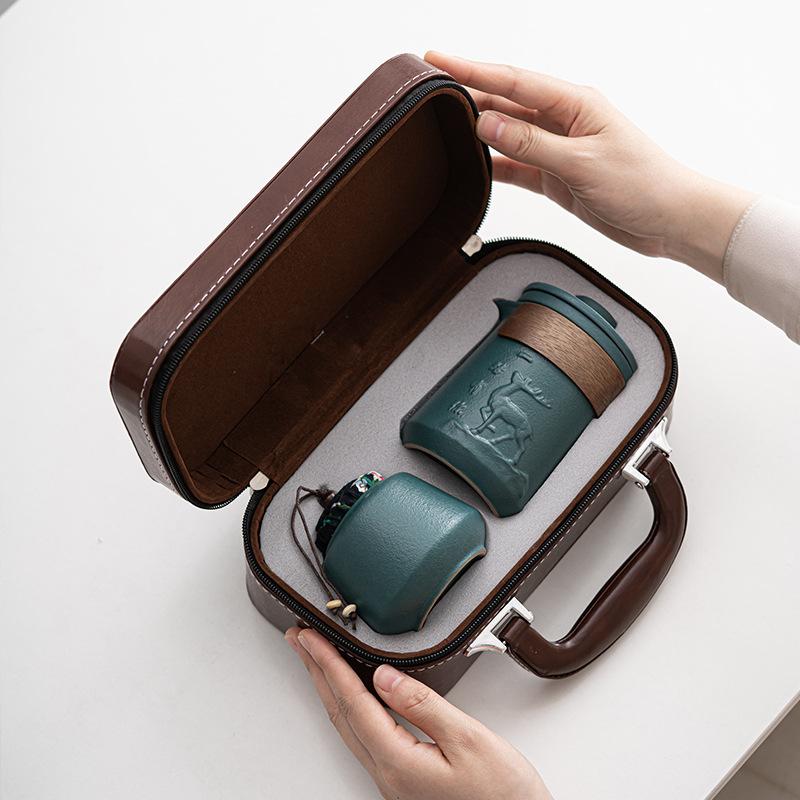 

Light luxury travel kung fu tea set small set portable outdoor tea portable express cup one pot three cups gift box