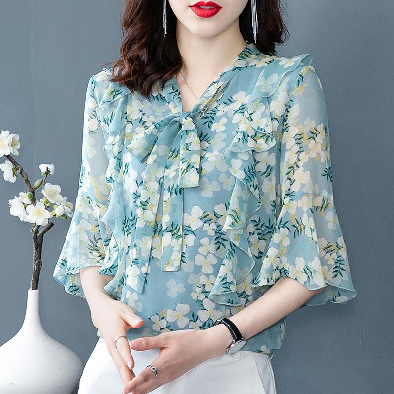 2021 Floral Chiffon Short-Sleeve Top: Slimming, Age-Reducing Style for Women