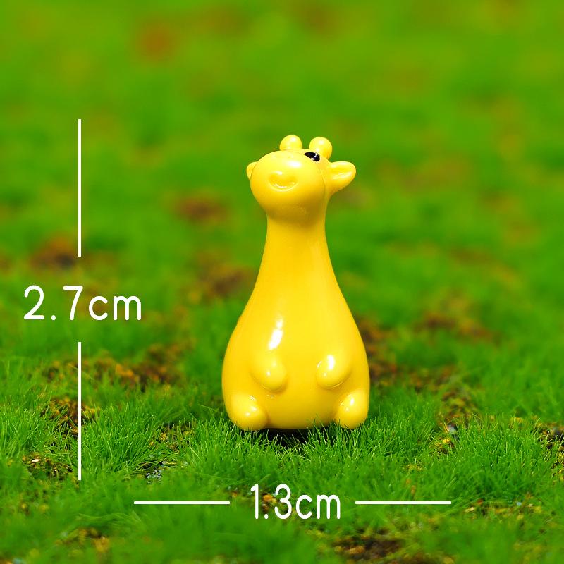 

Декоративные элементы для микро-ландшафта, Имитация жирафа, Автомобиль, Дом, Рабочий стол, Изделие из смолы, Декоративные маленькие украшения Sitting posture