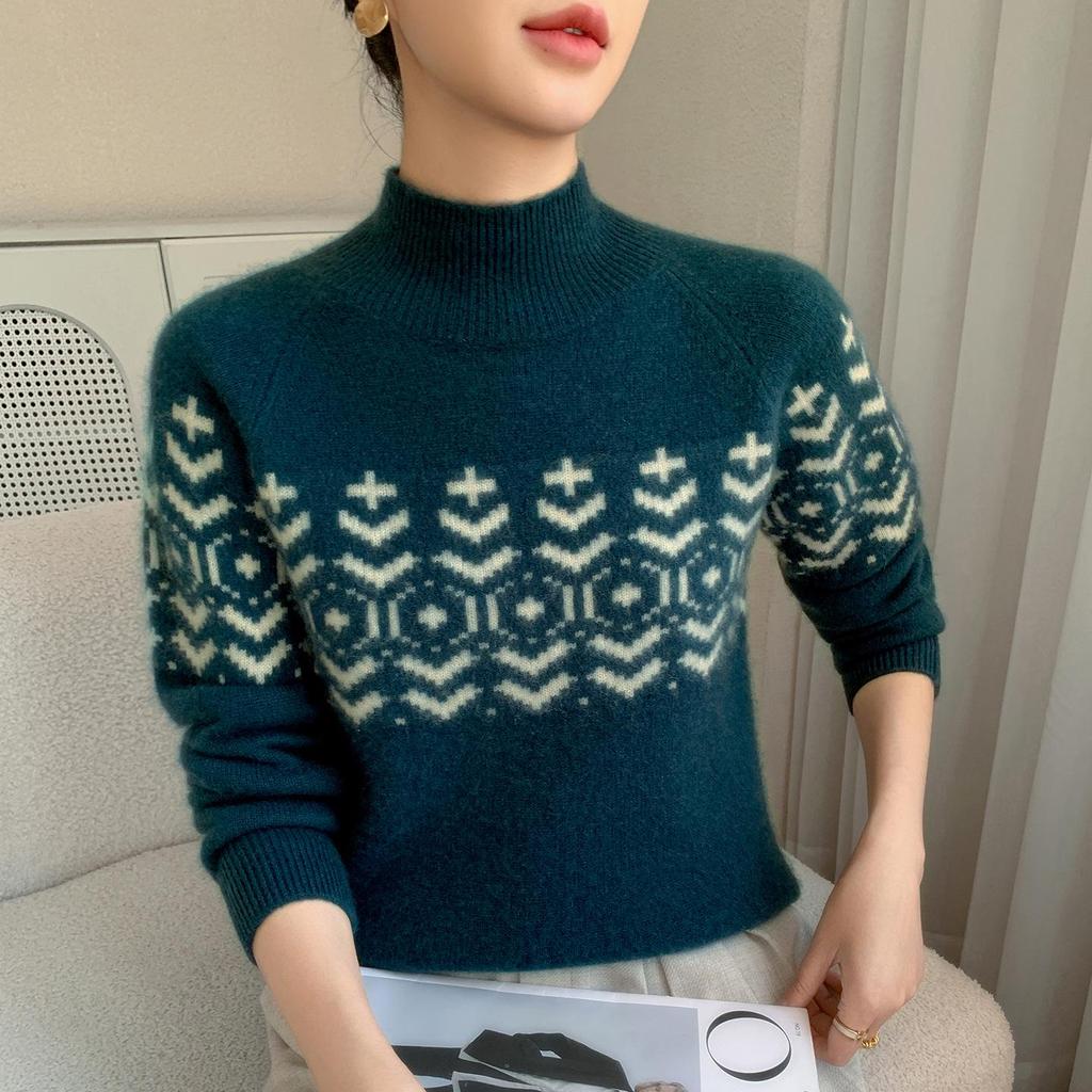 Autumn/Winter Women's Cashmere Knit Color Block Half High Neck Base Layer - Fashionable, Versatile, and Comfortable.