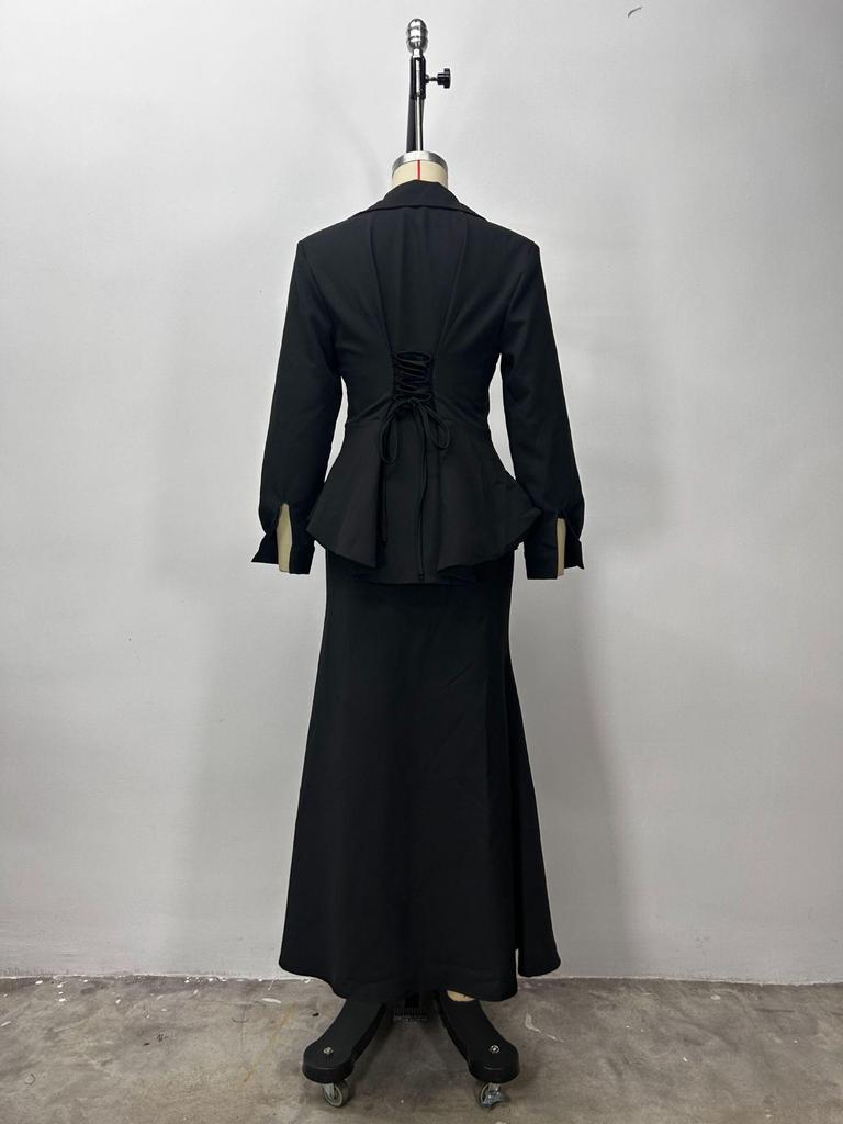 2025 Autumn Elegance: Women's Long-Sleeve Suit and Hip-Hugging Skirt Set