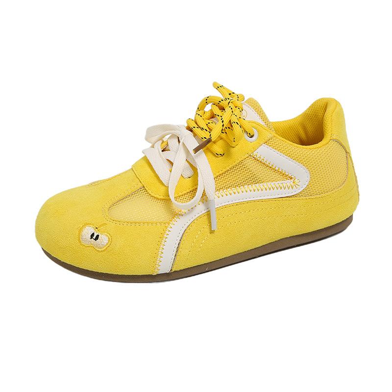 Women Casual Sports Shoes 2026 New Woman Sneakers Lace-up Retro Anti Slip Comfortable Outdoor Casual Shoes Female Flat Shoes