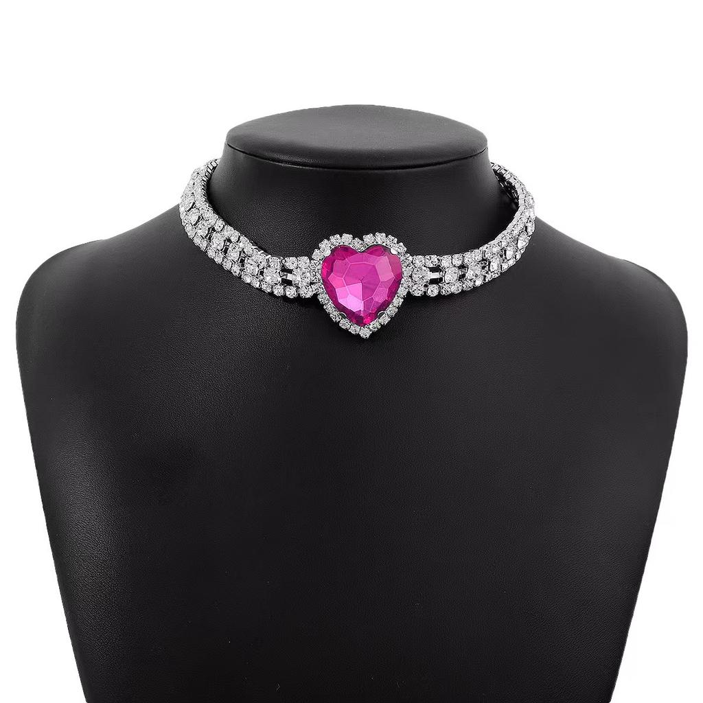 Love Multi-Layer Rhinestone Accessories, Fashionable Shiny Necklaces, European And American Evening Parties Full Of Diamond Necklaces Accessories