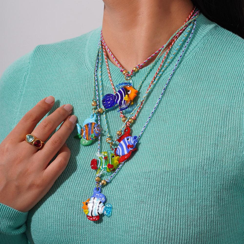 Elegant Fish Pendant Necklace Adjustable Rope Chain Unique Marine Organism Glass Charm Choker Fashion Accessory Present Jewelry