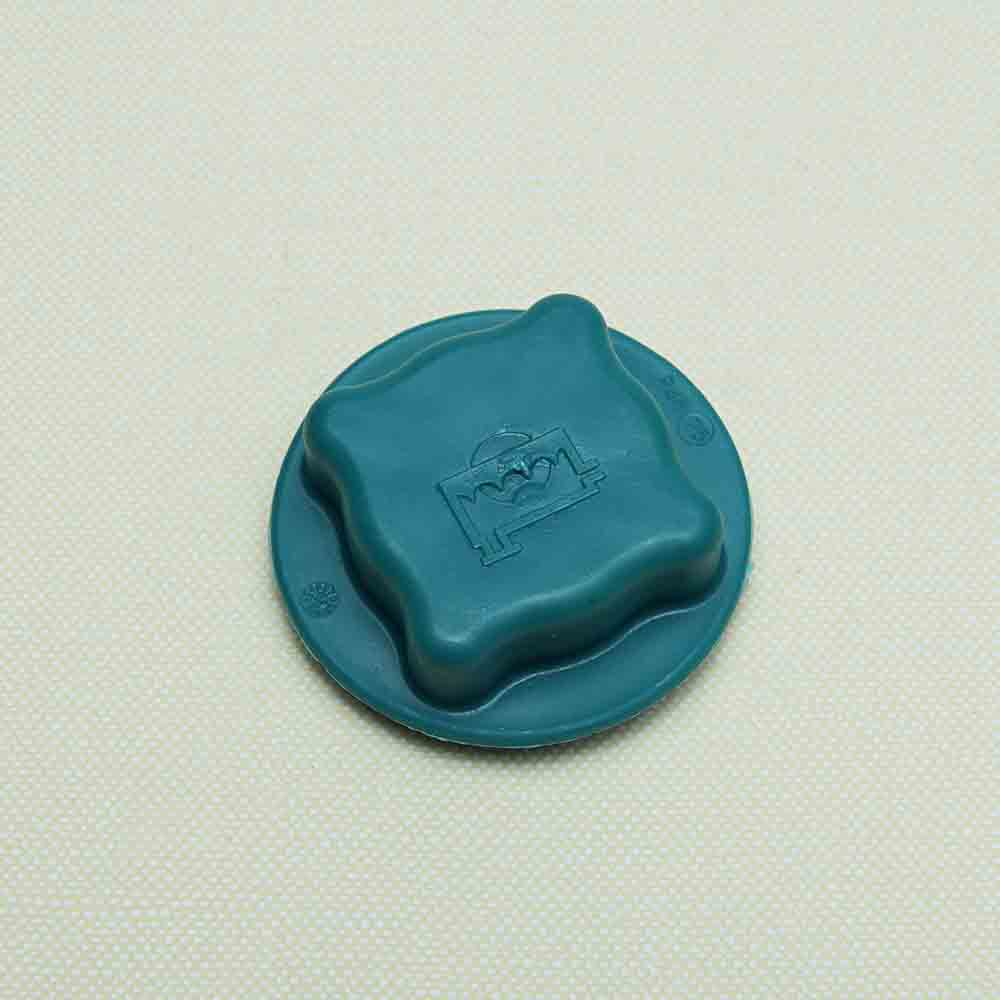 

9445462 Engine coolant tank storage tank cover For Volvo C70 Conv S40 S60 S80 V40 V70 V90 XC90 2003-2016 Auto Parts