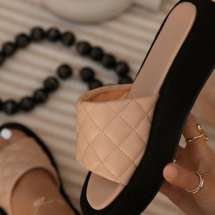 

2025 г. тапочки большого размера с толстой подошвой, женские летние туфли-маффины, классные тапочки на танкетке 43