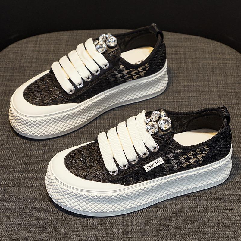 Thick bottom small white shoes sports leisure muffin plate shoes