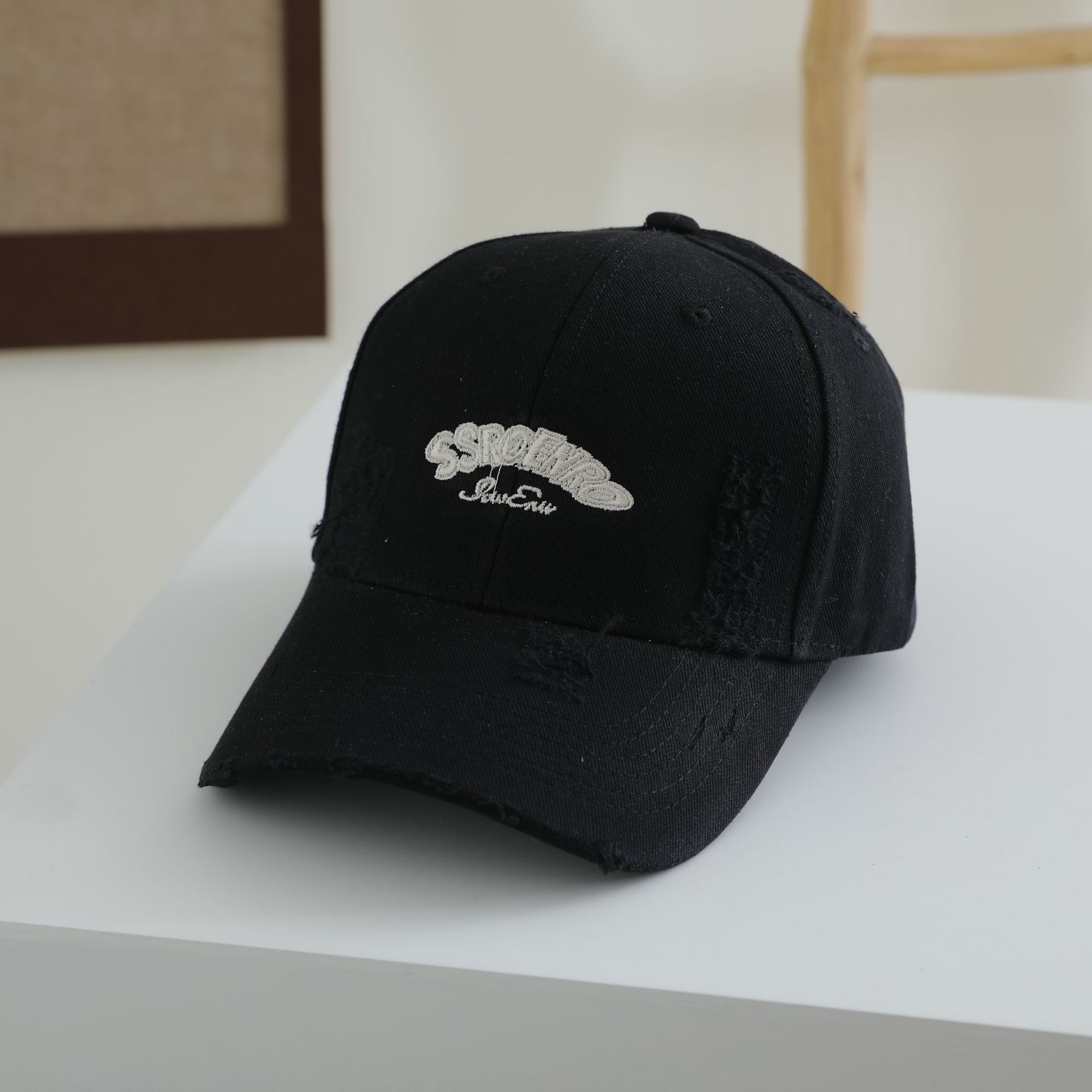 

New Golf Cap Four Seasons Outdoor Hard Top Hat Ladies Youth Casual Ripped Patch Flying Baseball Cap M（56-58cm） чёрный