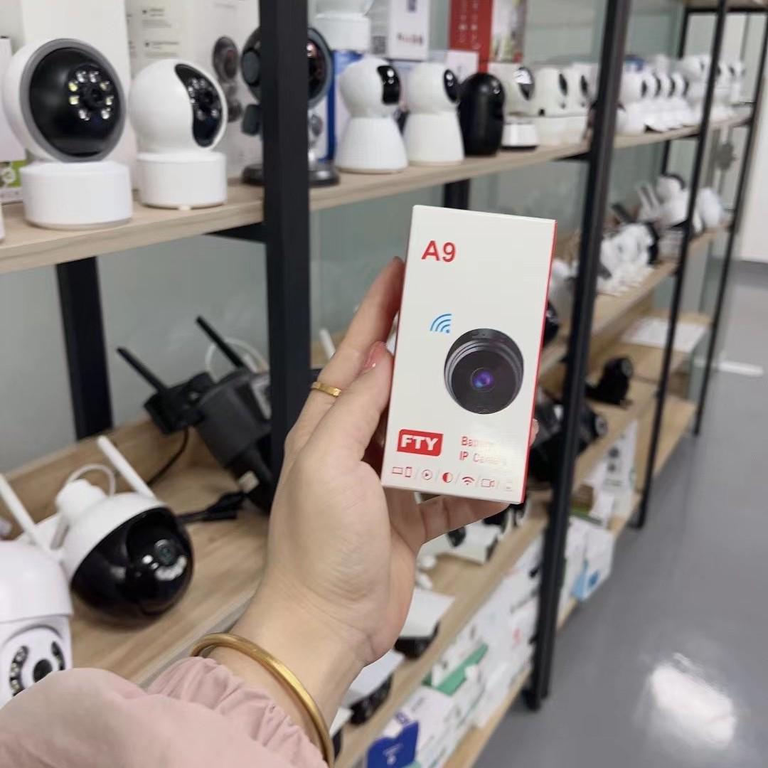 

A9 Wireless Smart Home Camera with WiFi Remote Monitoring for Pets and Children A9 English Version - Black - Buckle