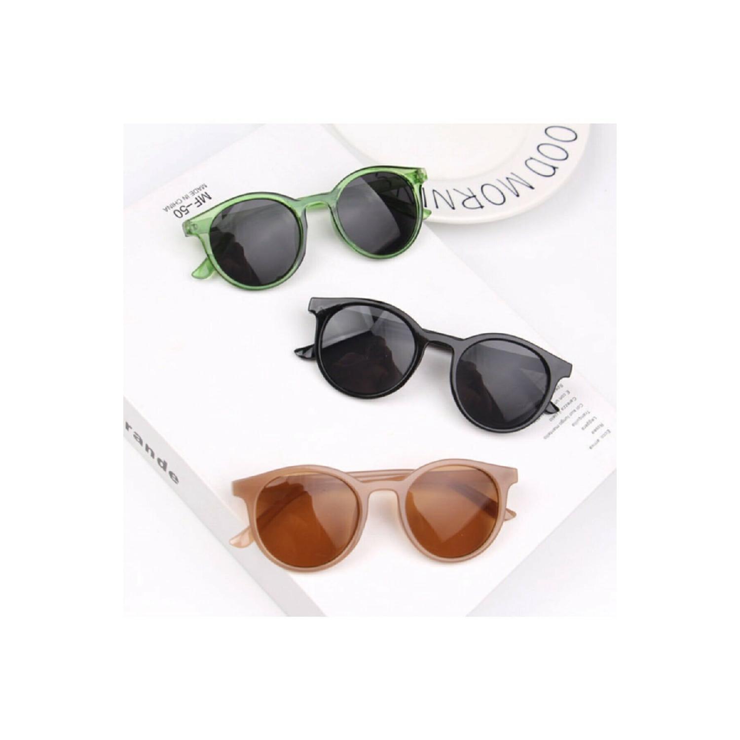 

Тройной комплект солнцезащитных очков унисекс