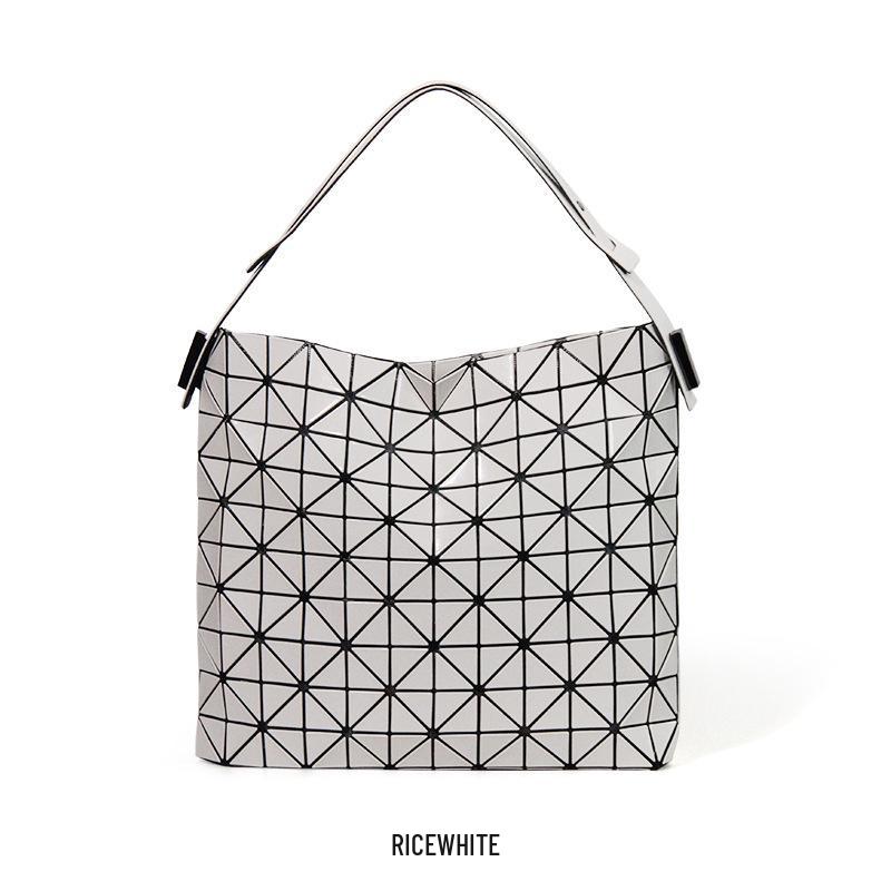 

Японская Отаку Три Жизни Женская Сумка-Тоут с Цветными Блоками - Сумка на Плечо и Кроссбоди в Стиле Птичьего Гнезда large