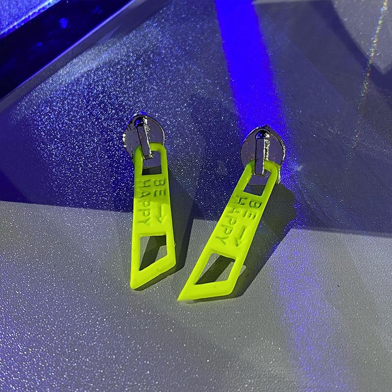 

New Trend Zipper Earrings Women S Personality Fashion Metal Earrings Men S And Women S Zipper Jewelry Accessories зелений