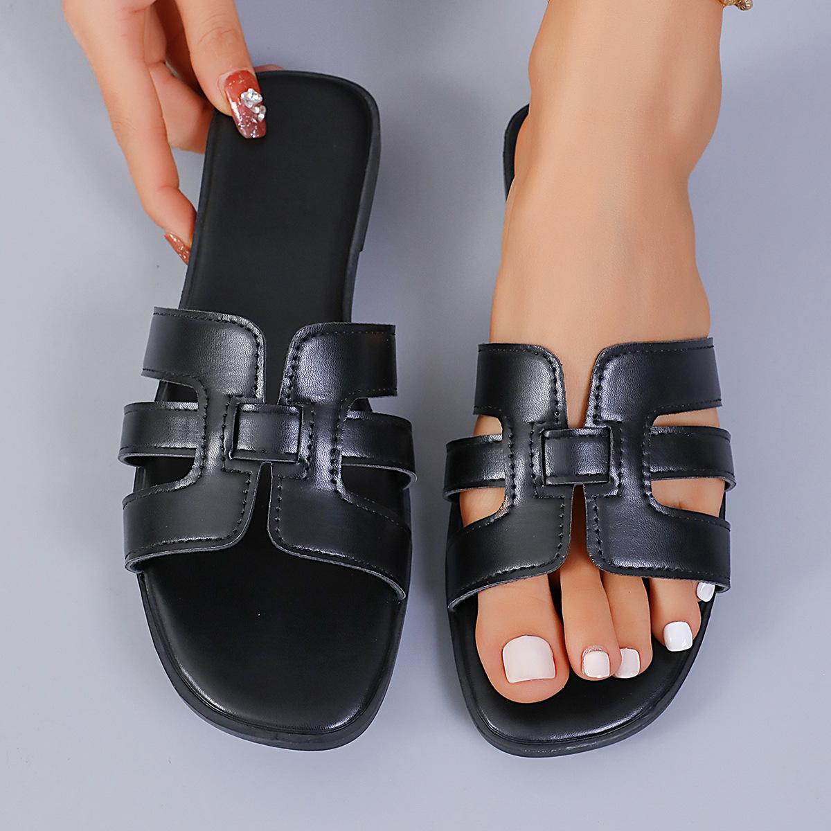 

Женские шлепанцы широкой полноты с нескользящей подошвой - Мягкие плоские пляжные сандалии для улицы, Повседневные шлепанцы с одной лямкой 43 чёрный